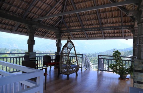 Anachal Villa | Luxury cottages with beautiful mountain view