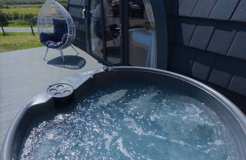 Brora Cabina | Luxury Couples Pod on the North Coast 500 Route