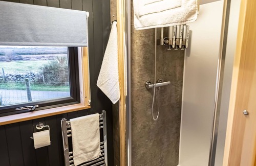 Brora Cabina | Luxury Couples Pod on the North Coast 500 Route