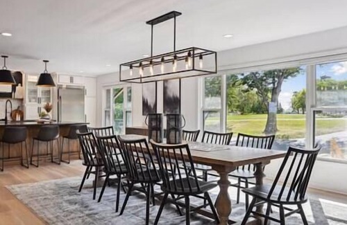 Alexandria Casa | Luxury Cowdry Cottage Lake Home