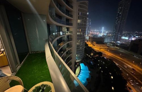 Madinat Zayed Apartamento | Luxury Cozy Minimalist 1BR Haven Connected to Dubai Mall