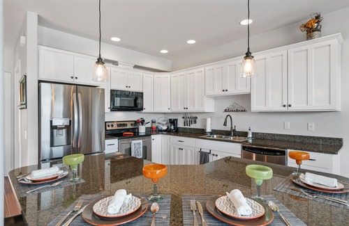 Quincy Casa | Luxury @ Crescent Bar! Pool & Free Golf!