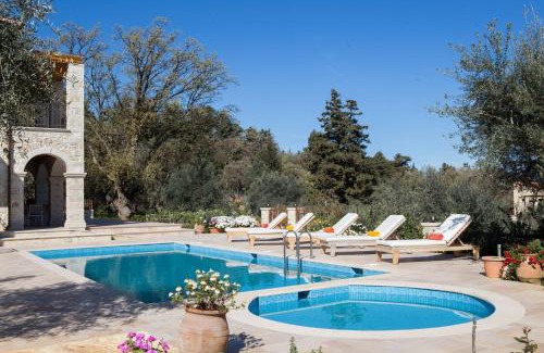 Vederi Villa | Luxury Crete Villa Villa Melpomeni 5 Bedrooms Private Pool & Private Playground Rethymno
