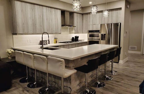 Bracebridge Casa | Luxury Custom Built Townhome Muskoka