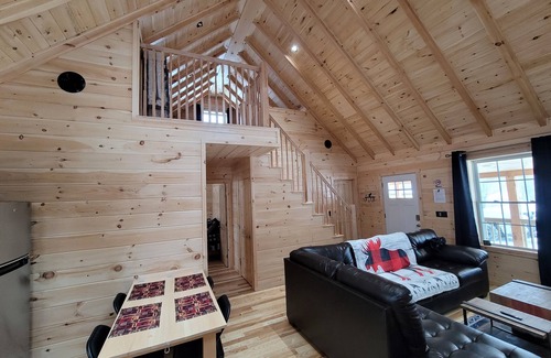 Jackman Cabina | Luxury custom built cabin in the Switzerland of Maine (Jackman)