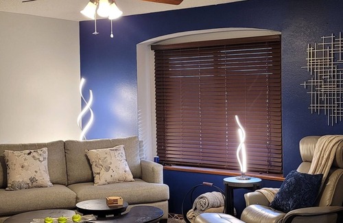 Rapid City Casa | Luxury Decor - Close to Hospital and Hwy 16 -
