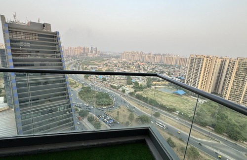 Greater Noida Apartamento | Luxury Deluxe Suite by Gt Studios