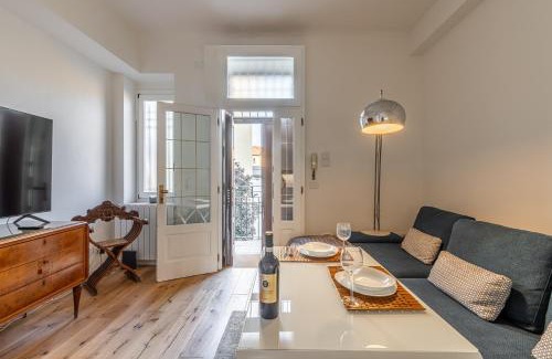 Zona Padova Apartamento | Luxury Design Apt, Comfy w/A/C, WiFi & Netflix