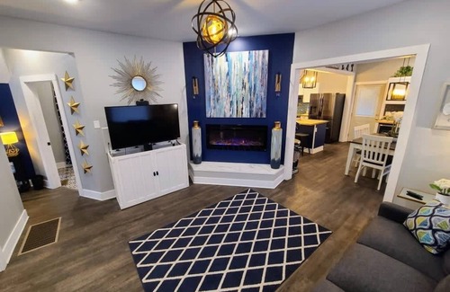 Vine Casa | !Luxury Designed Listing! - Downtown - Soaker Tub