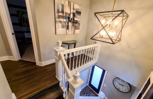 Vine Casa | !Luxury Designed Listing! - Downtown - Soaker Tub