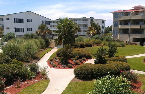 Tybee Island Condominio | Luxury Desoto 3Br 2Ba Condo with Gorgeous Ocean View