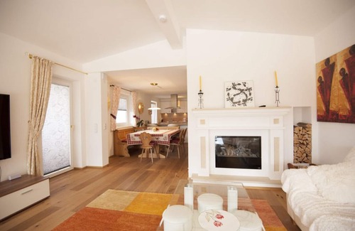Seefeld in Tirol Chalet De Esquí | Casa de lujo con piscina, show de lugar, baño y sauna