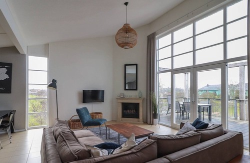 Makkum Cabina | Luxury detached villa on or near the beach