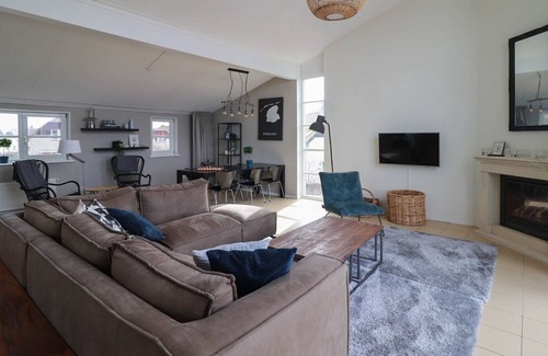 Makkum Cabina | Luxury detached villa on or near the beach