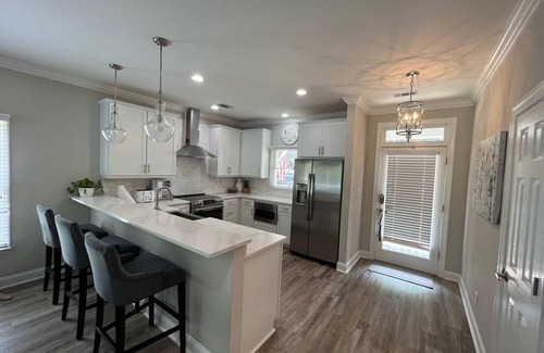 Lake Oconee Casa | ~ Luxury ~ Direct Lake Access Home - Reynolds Lake Oconee, GA - Exceptional!