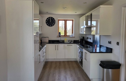 Totnes Casa | Luxury Dog Friendly Cottage - Golf & Spa Breaks