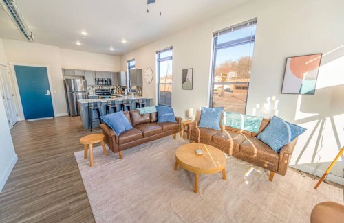 Downtown Eau Claire Apartamento | Luxury Downtown EC Apartment 2BR