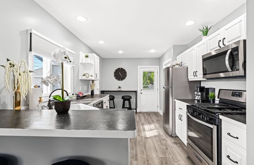 Royal Oak Casa | Luxury Downtown Royal Oak Home with "Patio" "Propane Fire Pit " & "Game Room"!!