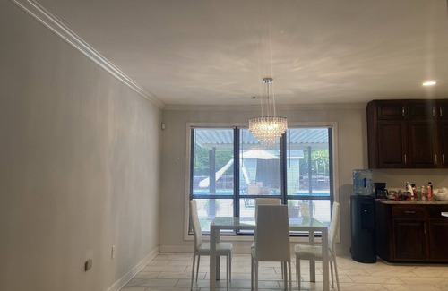 Lithonia Casa | Luxury Duplex: Great for Romantic Getaway or Family Vacation (8 GUESTS MAXIMUM)