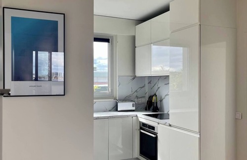 Boulogne-Billancourt Condominio | Luxury Eiffel View High Tech Modern 2BR & 2 patio
