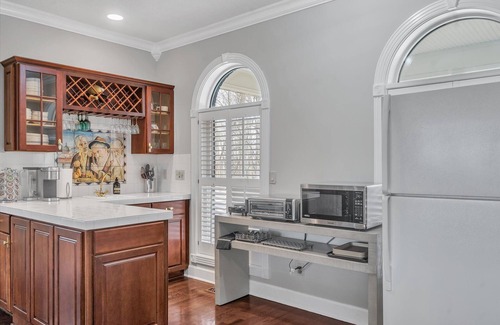 Shaftsburg Casa | Luxury Escape at the Estate at Williamston near MSU
