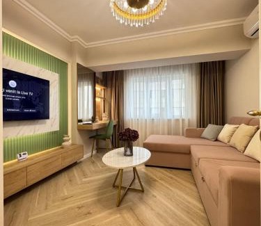 Iasi Apartamento | Luxury Evergreen Towers by Glam Apartments