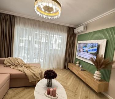 Iasi Apartamento | Luxury Evergreen Towers by Glam Apartments