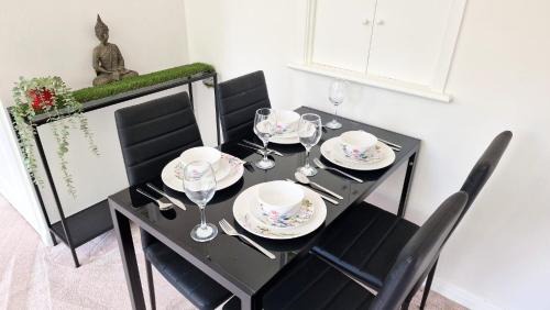 Oadby Apartamento | Luxury Family Apartment - Close to University of Leicester