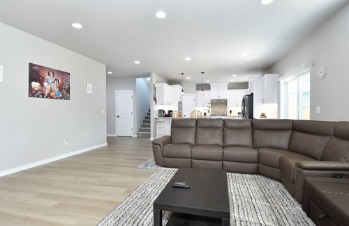 Felida Casa | Luxury Family friendly 5bd 3ba-Home Away from Home-Vancouver/w EV charger