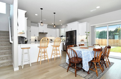 Felida Casa | Luxury Family friendly 5bd 3ba-Home Away from Home-Vancouver/w EV charger