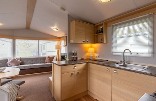 South Lakeland Leisure Village Casa | Caravana-Familiar-Baño Privado-Vista al Jardín-Luxury Static Caravan