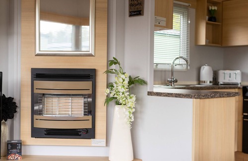 South Lakeland Leisure Village Casa | Caravana-Familiar-Baño Privado-Vista al Jardín-Luxury Static Caravan