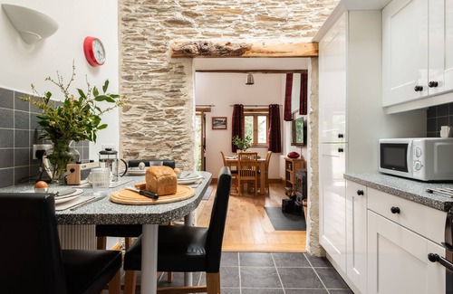 Widegates Cabaña | Luxury Farm Cottages in rural setting near Looe, with hot tubs and EV charging