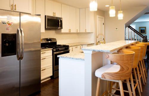 Federal Hill Casa | Luxury Federal Hill Home with Rooftop & 4 Parking Spots