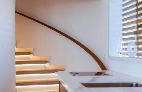 Split Alquiler De Eote | Luxury Floating Apartment Amor