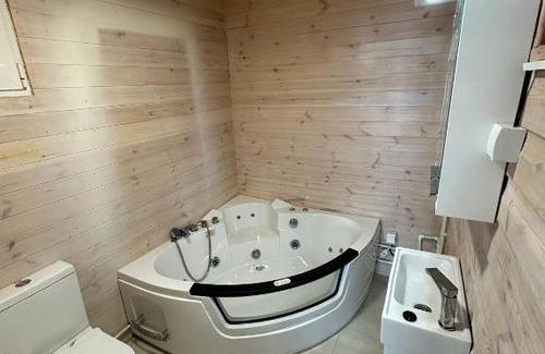 Terazije Alquiler De Eote | Luxury Floating River House in Ada_Sleeps 10