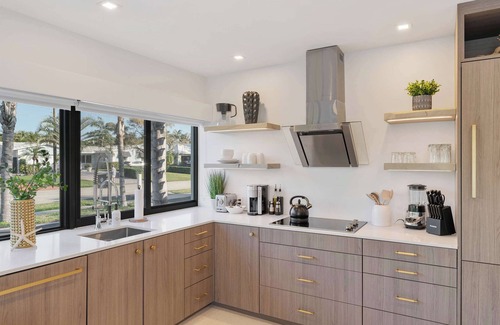 North Corals Apartamento | Luxury Florida King Bed Studio - Dog Friendly Oasis
