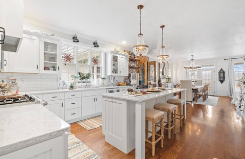 Richland County Otro | Luxury French Inspired Farmhouse