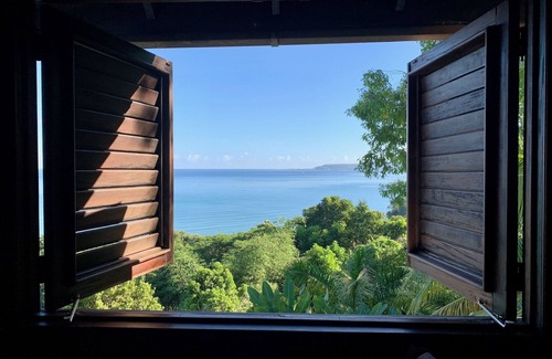 Tryall Villa | Nuevo en el mercado! Lujosa villa de 4 dormitorios con vista al mar y piscina infinita