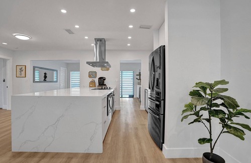 Plantation Casa | Luxury+ Fun + Heated Pool + Firepit,15 min FLL, Beach, Las Olas🌟LOCATION 🌟.