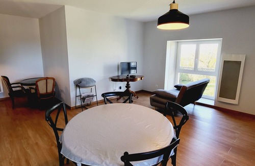 La Begude-de-Mazenc Apartamento | Luxury furnished accommodation in Drôme provençale