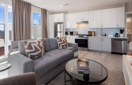 The Hill Apartamento | Luxury Furnished Apartments by Hyatus Downtown at Yale