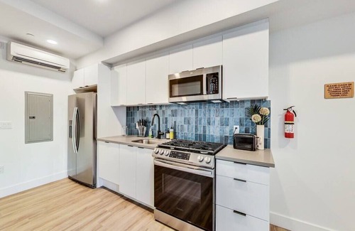 Oakland Apartamento | Luxury Furnished Studio Suite close to Downtown