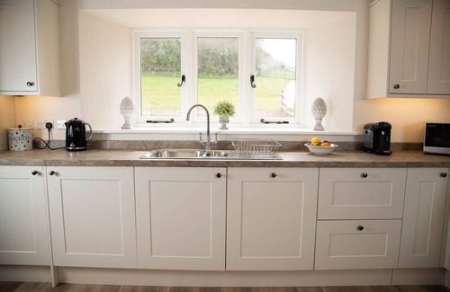 Dorchester Casa | Luxury 3 Bed/Bath ensuite self catering accommodation in Dorset converted barn.