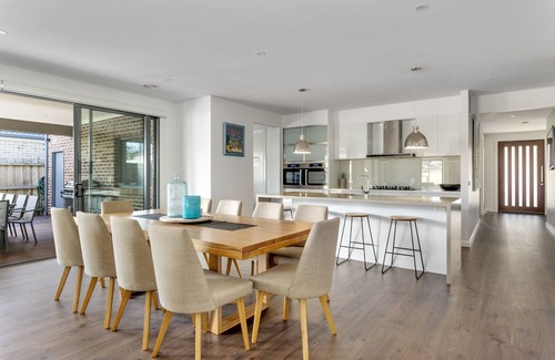 Mornington Peninsula Casa | SLEEPS 13 Luxury Capel Holiday Resort