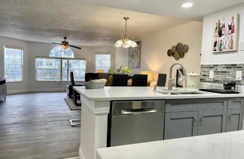 Royal Palm Bay Apartamento | Luxury Getaway 3BR Apartment near Disney Parks