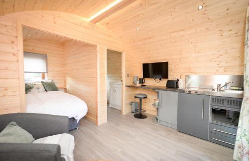 Wing Otro | Luxury Glamping Pod - Garthside Farm Holidays