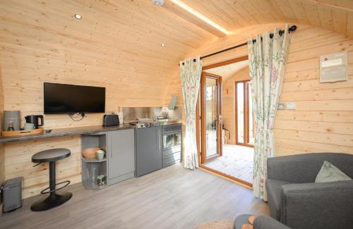 Wing Otro | Luxury Glamping Pod - Garthside Farm Holidays