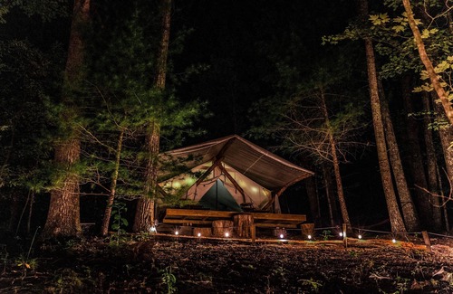 Sevierville Alquiler De RV | Luxury Glamping, private, romantic, cozy, heated - tent 1