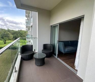 Polgasowita Apartamento | Luxury Golf and Relaxation